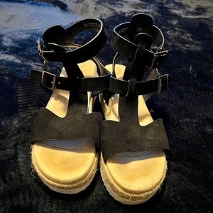 Very G | Strappy Double Buckle Platform Sandals in Black Suede- Size 9